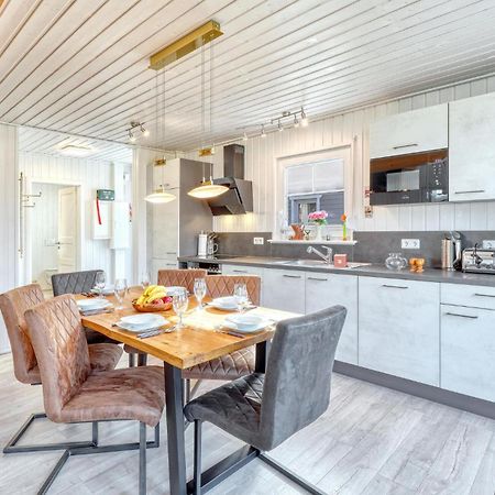 3 Bedroom Pet Friendly Home In Zerpenschleuse Exterior photo
