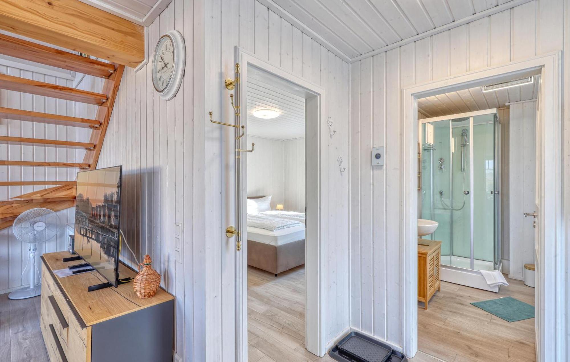 3 Bedroom Pet Friendly Home In Zerpenschleuse Exterior photo