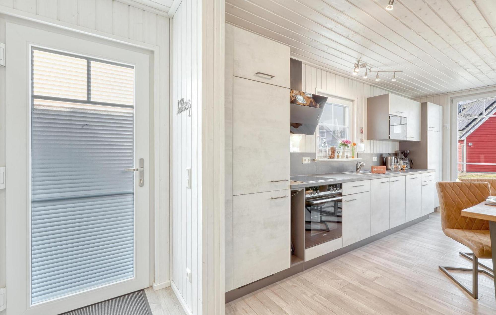3 Bedroom Pet Friendly Home In Zerpenschleuse Exterior photo